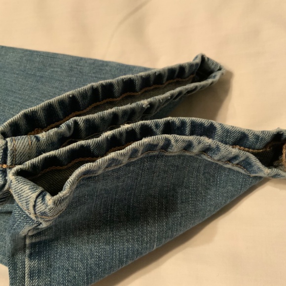 Kirkland Straight Leg Mid-Rise Blue Jeans (30x29) - Picture 11 of 11